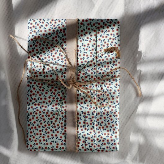 Ditsy Coral Daisies – Mini Floral Seamless Pattern Geschenkpapier Set