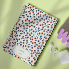 Ditsy Coral Daisies – Mini Floral Seamless Pattern Notizblock