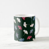 Ditsy Ginkgo: Dunkler Herbst Nahtlos. Kaffeetasse (VorderseiteRechts)