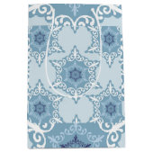 Ditsy Snowflake pattern backgrounds textures Mittlere Geschenktüte (Vorderseite)