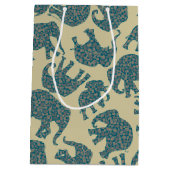 Ditzy Paisley Elephants auf Beige Medium Gift Bag Mittlere Geschenktüte (Rückseite)