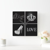 Diva Crown High Heel Liebe Collage Quadratische Wanduhr (Zuhause)