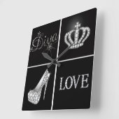 Diva Crown High Heel Liebe Collage Quadratische Wanduhr (Winkel)