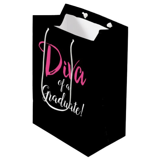 "DIVA eines Absolventen!" Mittlere Geschenktüte (Vorderseite Schrägansicht)
