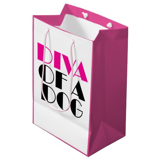 ‚DIVA of a Dog‘ Medium Gift Bag Mittlere Geschenktüte (Vorderseite Schrägansicht)