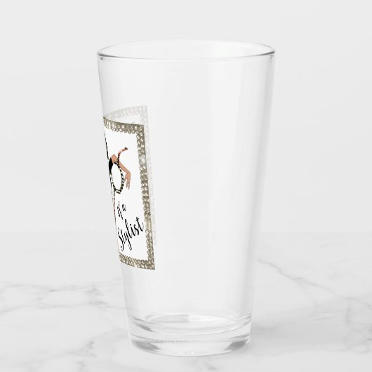 ‚Diva of a Stylist‘ Glas (Links)