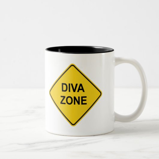 Diva Zone Zweifarbige Tasse (Rechts)