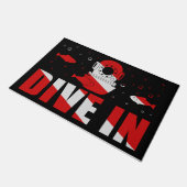 Dive In Doormat, Cool Diving Fußmatte (Schrägansicht)