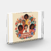 Diverse Frauen feiern Monat in der Frauengeschicht Fotoblock (Links)