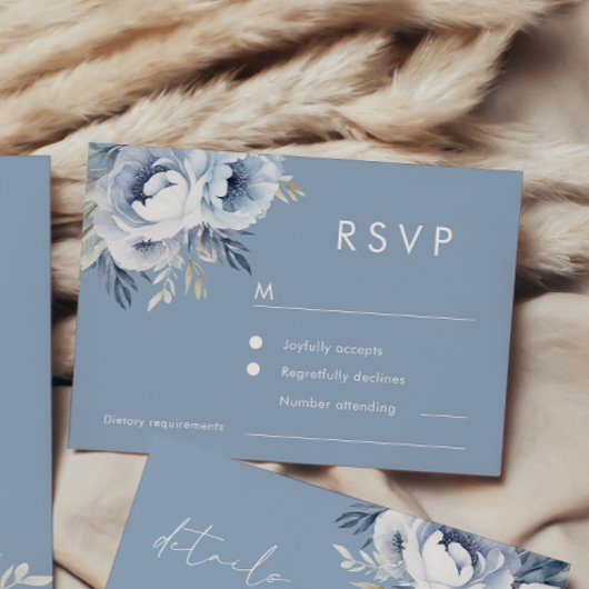 Divine Blue Gorgeous Floral Wedding RSVP Karte