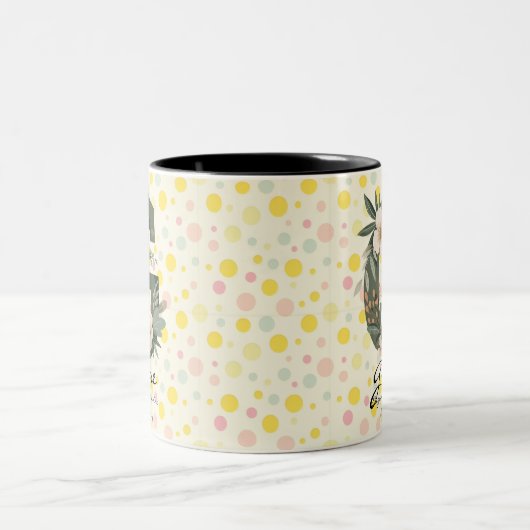 Divine Boho Chic Monogram Tasse mit Grace's Floral (Mittel)