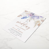 Divine Rose Gold Lila Lavendel Blumenhochzeit Folieneinladung (Gedreht)
