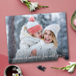 DIY Foto Zuhause ist mit Ihrem Skriptangebot Keepa Puzzle<br><div class="desc">"Zuhause ist, wo immer ich bei dir bin." Bewundern Sie Ihre Lieben mit diesem einfachen, modernen, stilvollen Puzzle aus dem Foto mit einem handgeschriebenen Schriftzeichen-Zitat, das das hochgeschätzte Foto Ihrer Wahl überragt. Ein tolles Geschenk für sich selbst oder für Ihre Verwandten. Kommt in eine besondere Geschenkboxen. Ersetzen Sie dieses Foto...</div>