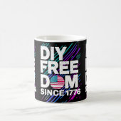 DIY Freedom seit 1776" Textbasiertes Design Kaffeetasse (Mittel)