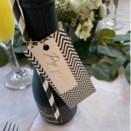 DIY Zickzack Paper for Favor Tags