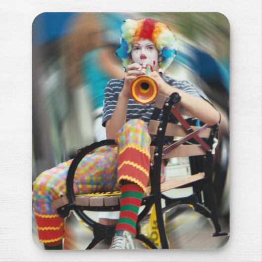 Dizzy Clown Mousepad (Vorne)