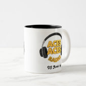 DJ Aceking Zweifarbige Tasse (VorderseiteRechts)