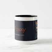 DJ Foxxy Zweifarbige Tasse (Mittel)