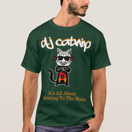 DJ spielt mit Musik T-Shirt (Vorderseite)