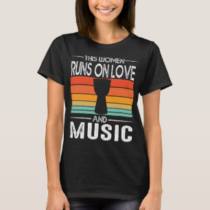 Djembe Vintage Frauen Kelch Trommel Musik Musiker T-Shirt