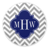 Dk Grau Lg Zickzack Navy Quatrefolie 3 Monogramm Keramikknauf (Vorderseite)