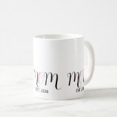 DMom Established Black Pink Script New Mom Gift Kaffeetasse (VorderseiteRechts)
