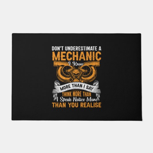 Do Not Underestimate Mechanic Fußmatte (Vorderseite)