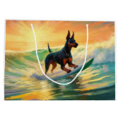 Doberman Beach Surfing Painting Große Geschenktüte (Rückseite)