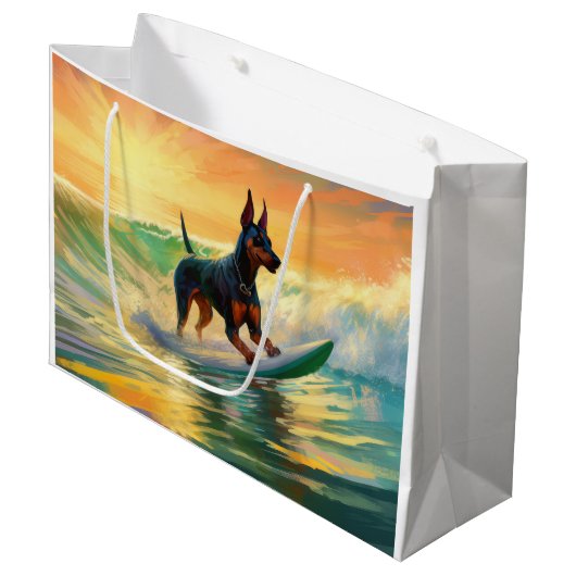 Doberman Beach Surfing Painting Große Geschenktüte (Vorderseite Schrägansicht)
