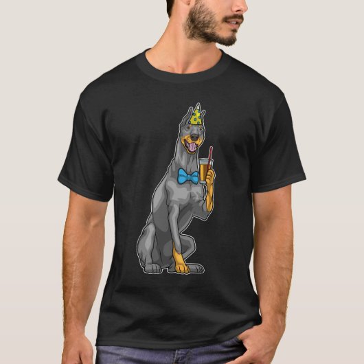 Doberman Birthday Juice T-Shirt (Vorderseite)