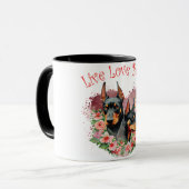 Doberman Dog Mama Floral Tasse (Vorderseite Links)