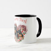 Doberman Dog Mama Floral Tasse (VorderseiteRechts)