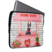 Doberman Dog Valentine's Day Kissing Booth Laptopschutzhülle (Vorne Rechts)