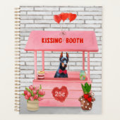 Doberman Dog Valentine's Day Kissing Booth Planer (Vorderseite)