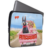 Doberman Dog Valentine's Day Lkw Herz Laptopschutzhülle (Vorne Rechts)
