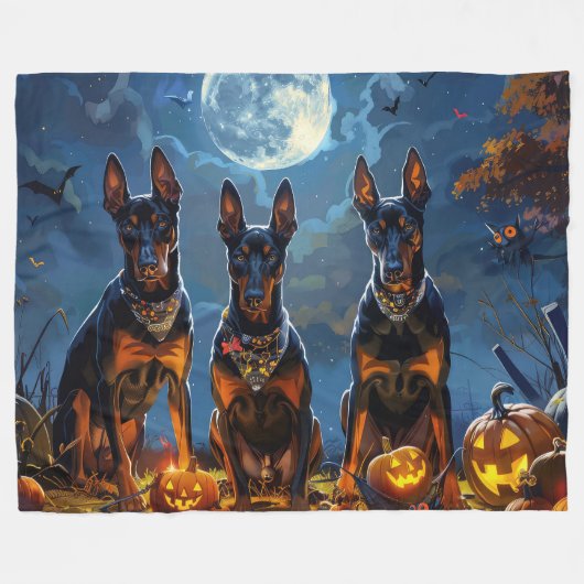 Doberman Halloween Spooky Fleecedecke (Vorderseite (Horizontal))