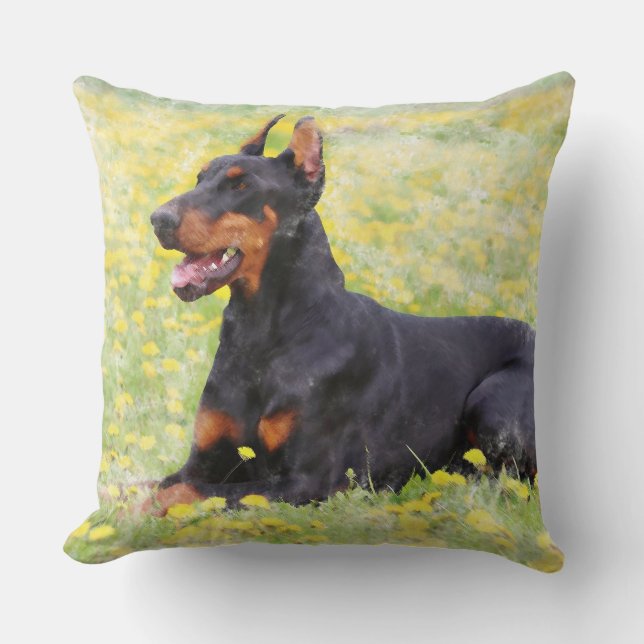 Doberman Hund sitzend im Garten Aquarellmalerei Kissen (Vorderseite)