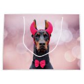 Doberman in Devil Costume Große Geschenktüte (Vorderseite)