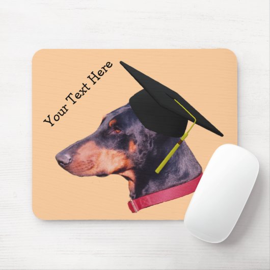 Doberman in Graduation Cap Funny Dog Mousepad (Mit Mouse)