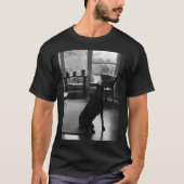 Doberman in Silhouette T-Shirt (Vorderseite)
