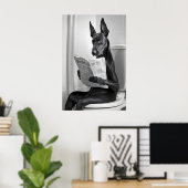 Doberman on Toilet, Newspaper, Funny Bathroom Art Poster (Heimbüro)