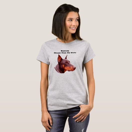 Doberman Pinscher Beware Funny T - Shirt (Vorne ganz)