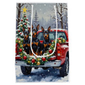 Doberman Pinscher Christmas Red Truck Holiday Mittlere Geschenktüte (Rückseite)