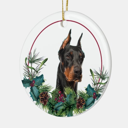Doberman Pinscher Evergreen Berry Wreath Keramik Ornament (Links)