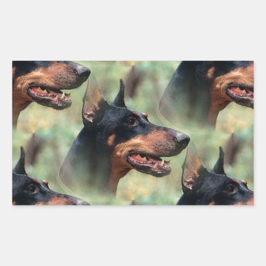 Doberman Pinscher im Wald Rechteckiger Aufkleber (Vorderseite)