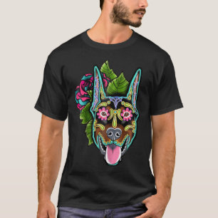 Doberman Pinscher kultivierte den Ohrtag des toten T-Shirt