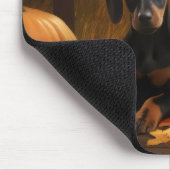 Doberman Puppy Autumn Delight Pumpkin Mousepad (Ecke)