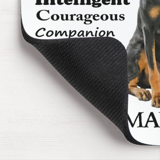 Doberman Traits Mousepad (Ecke)