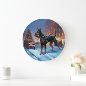 Doberman Weihnachts-Feiertage Große Wanduhr (Zuhause)