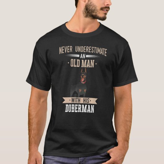 Dobermann Pinscher Hund alter Mann T-Shirt (Vorderseite)